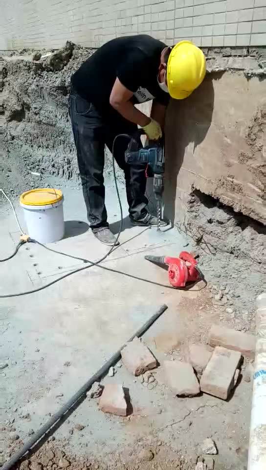 包头新旧混凝土植筋连接加固